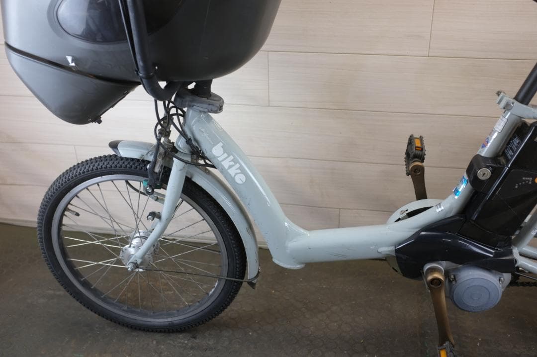 ムギ )ブリヂストBikkeポーラ　20インチ　3段　8.9Ah充電器あり