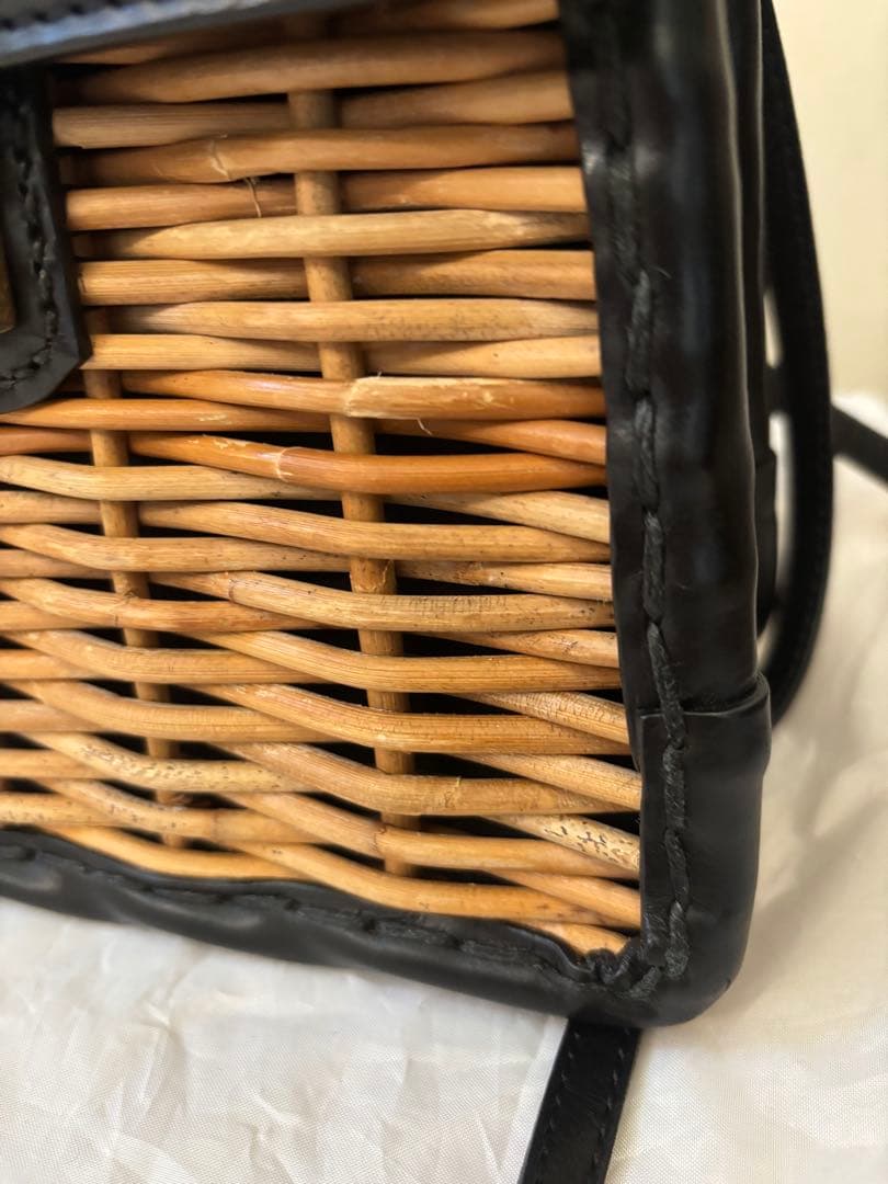 エバゴス　eb.a.gos カーフケリーミニ