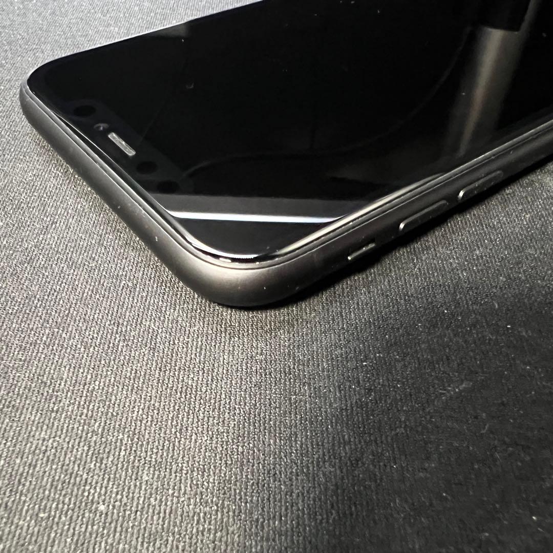 美品 iPhone11 64GB ブラック スマホ スマートフォン アップル