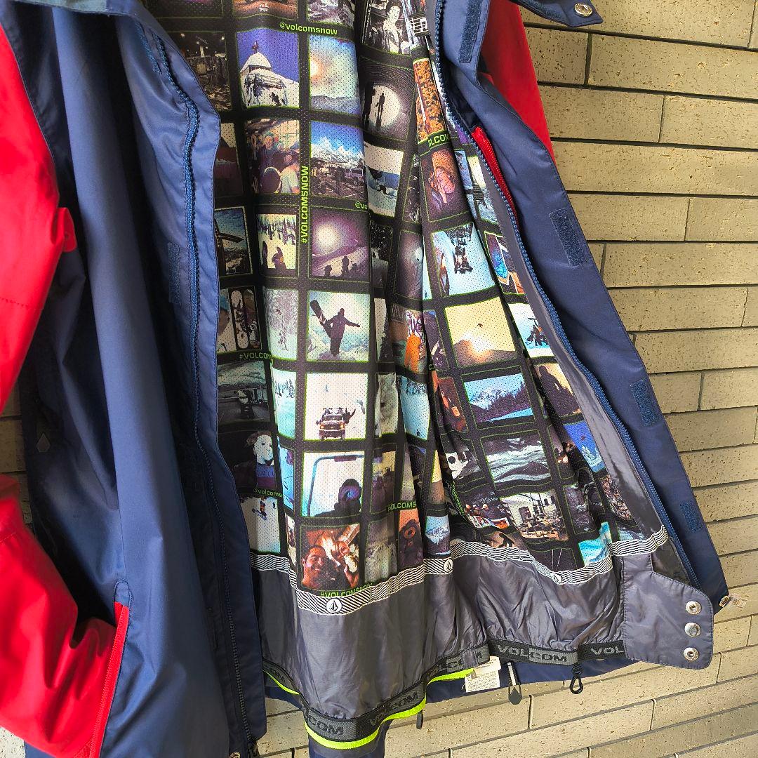 ♠【ボルコム】✨美品　スノボードジャケット　ストーンブロック　スキー　L