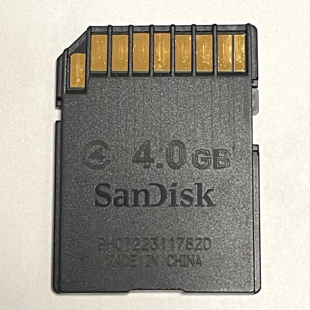 FUJIFILM FinePix F50fd 本体と付属品