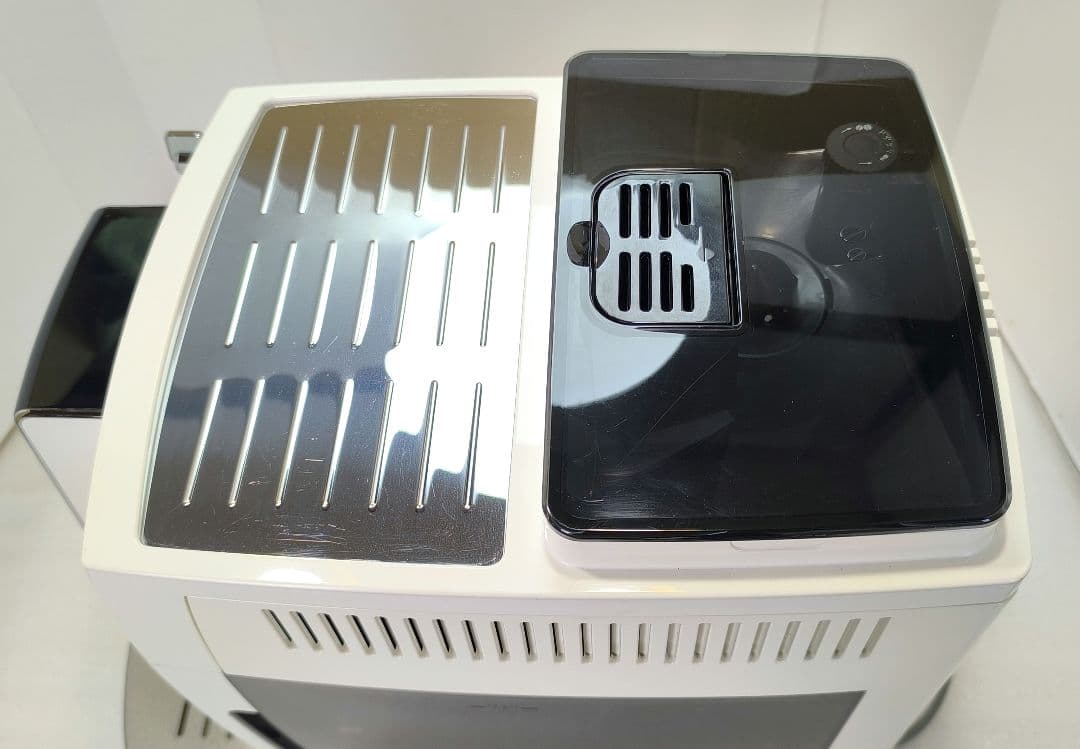 デロンギマグニフィカS コンパクト全自動コーヒーマシン ECAM23120 2