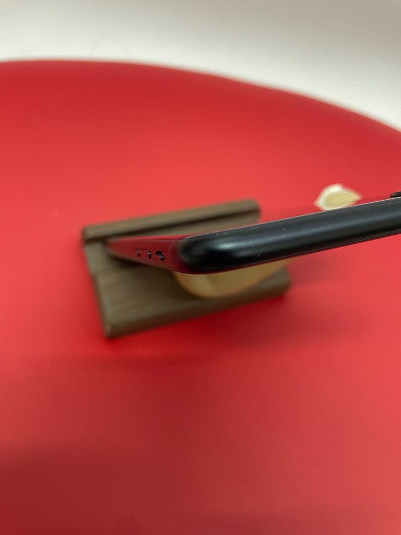 Apple iPhone SE (第3世代) 64GB ブラック 本体