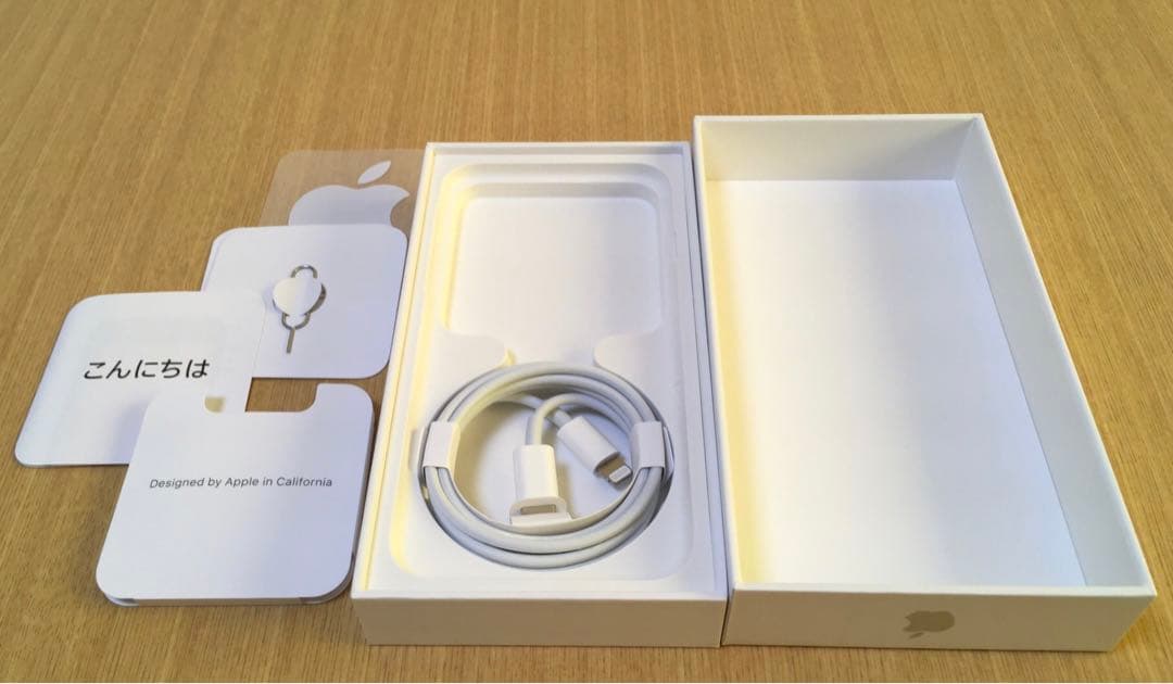 ジャンク品 iPhone SE 第2世代 128GB ホワイト SIMフリー