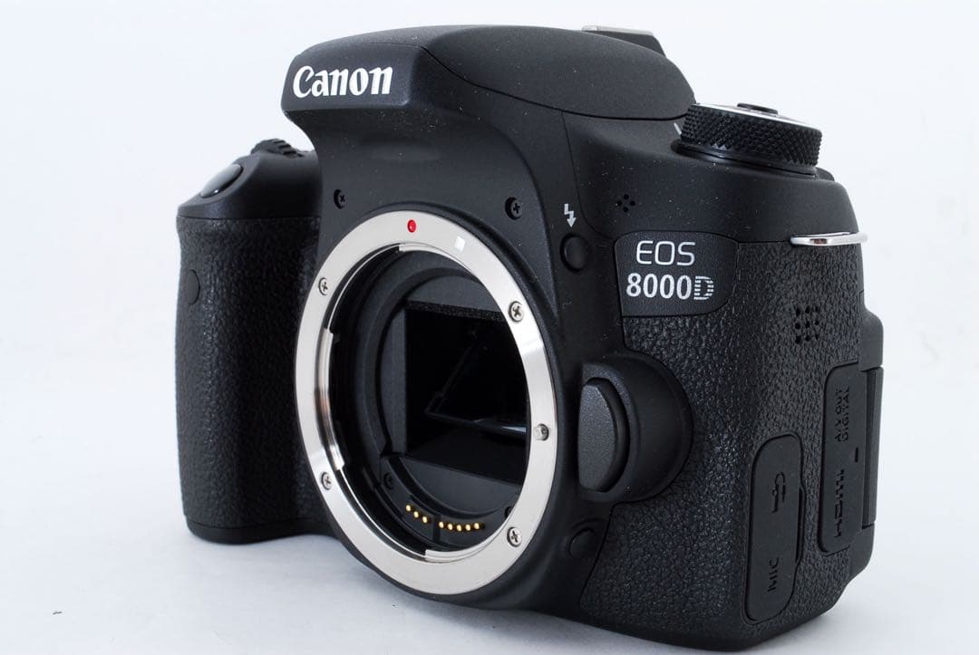 Canon EOS 8000D標準&望遠&単焦点トリプルレンズセット