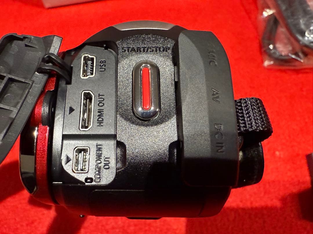 キャノン　Canon　ivis HF R10 HFR10 ビデオカメラ