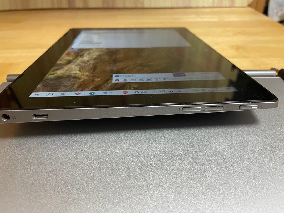 Windowsタブレット本体 ideapad d330