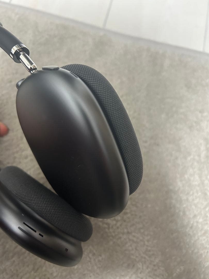 AirPods max スペースグレー