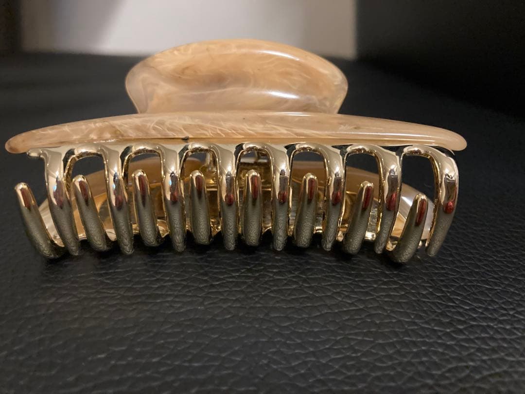 【未使用】acca ヘアクリップ ピンクベージュ