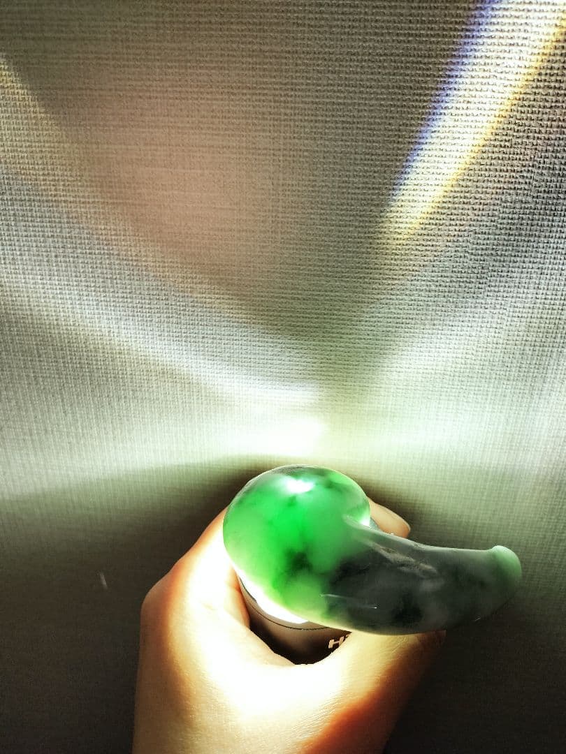 超希少 7cm 祖父のコレクション 糸魚川 翡翠 勾玉