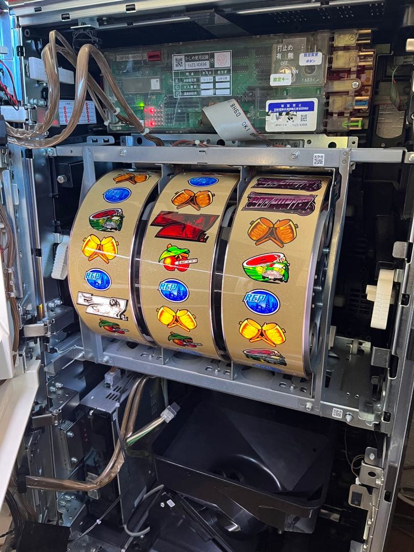 okaka　送料無料！シティーハンター 実機 5号機 不要機付