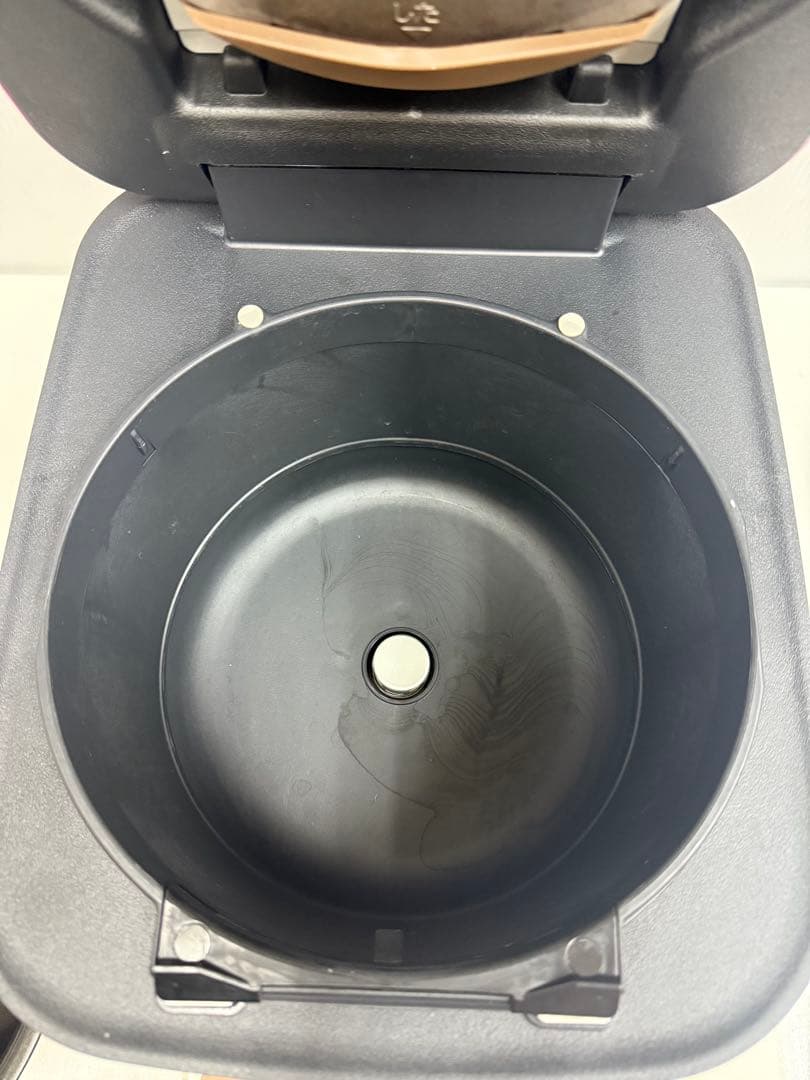 HITACHI 圧力スチームIH炊飯器 RZ-V100DM （2020年製）