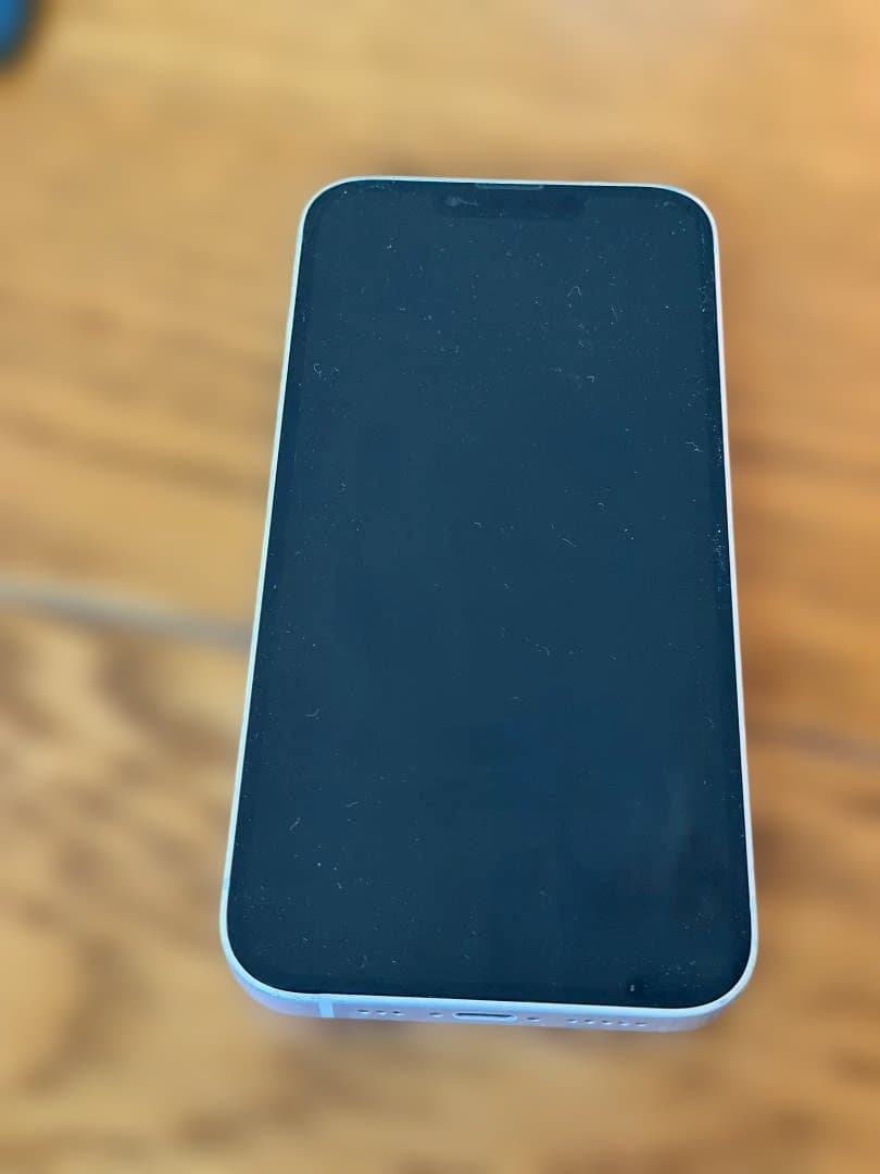 箱付きApple iPhone 13 ホワイト128GB SIMフリー