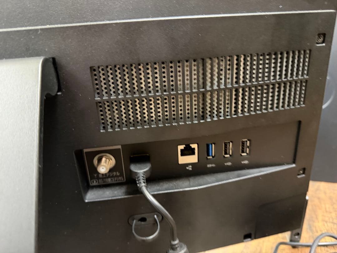 ★win11搭載！！　到着後すぐ使える　NEC一体型PC