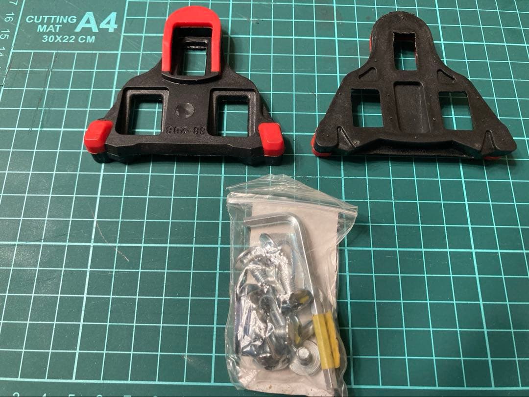 Shimano PD-R9100ビンディングペダル新品クリート赤付き