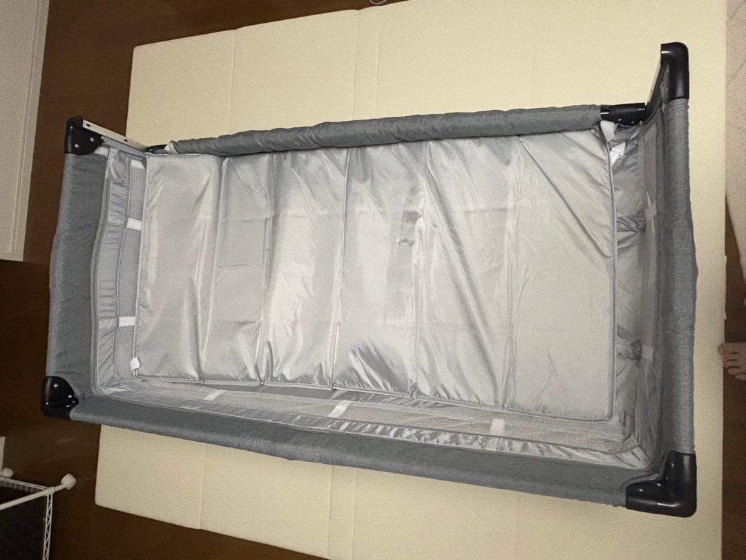 グレー 添い寝対応 ベビーベッド