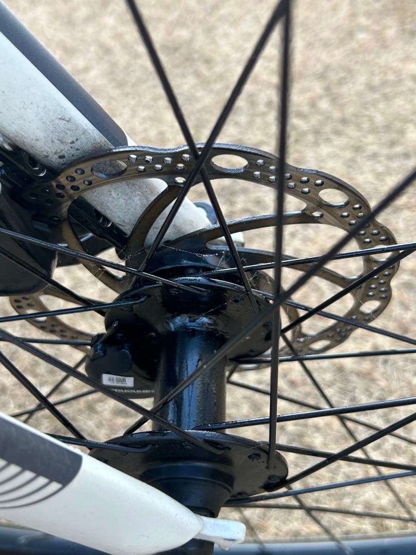 【超美品】CANNONDALE クロスバイク QUICK 4+付属品