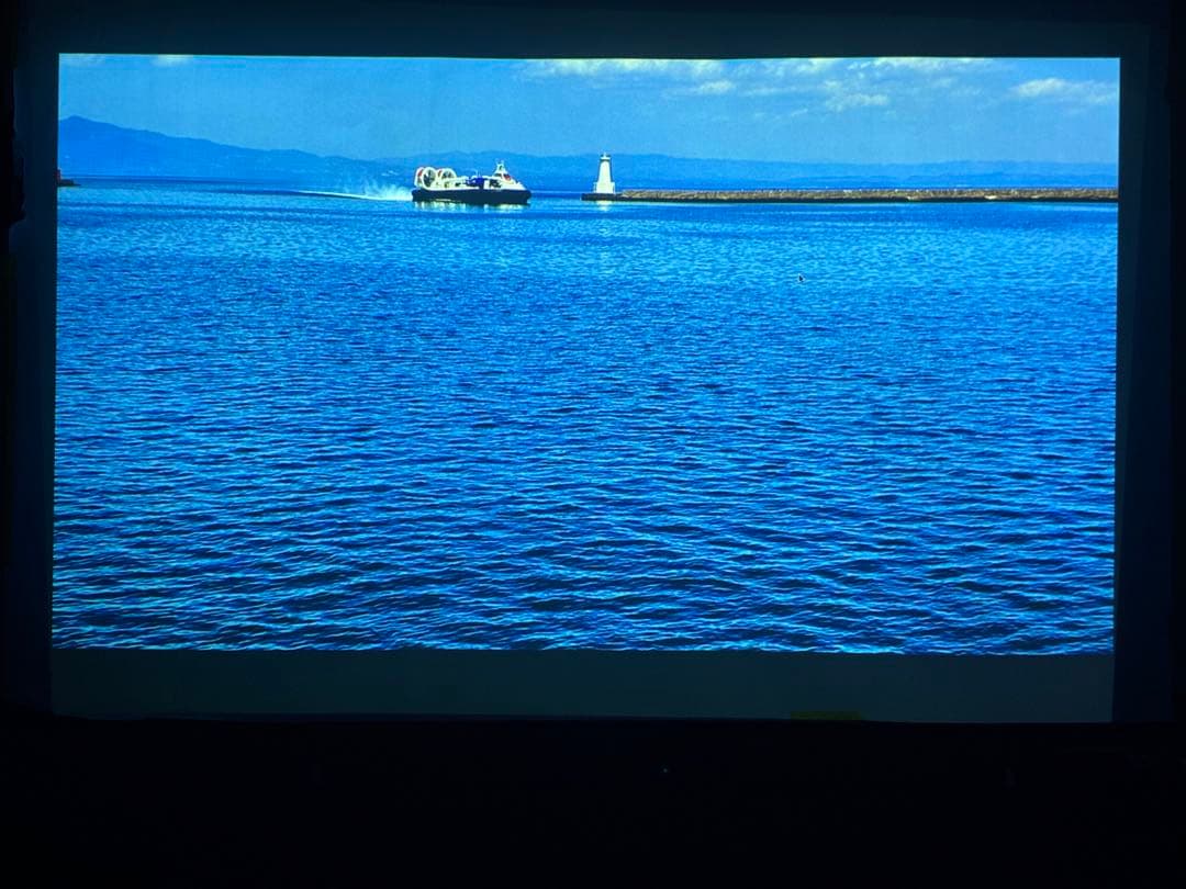 0698 EPSON プロジェクター　EB-2140W WXGA