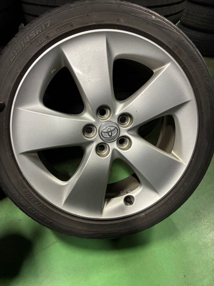 【美品】30プリウスツーリング純正ホイール　タイヤ付き