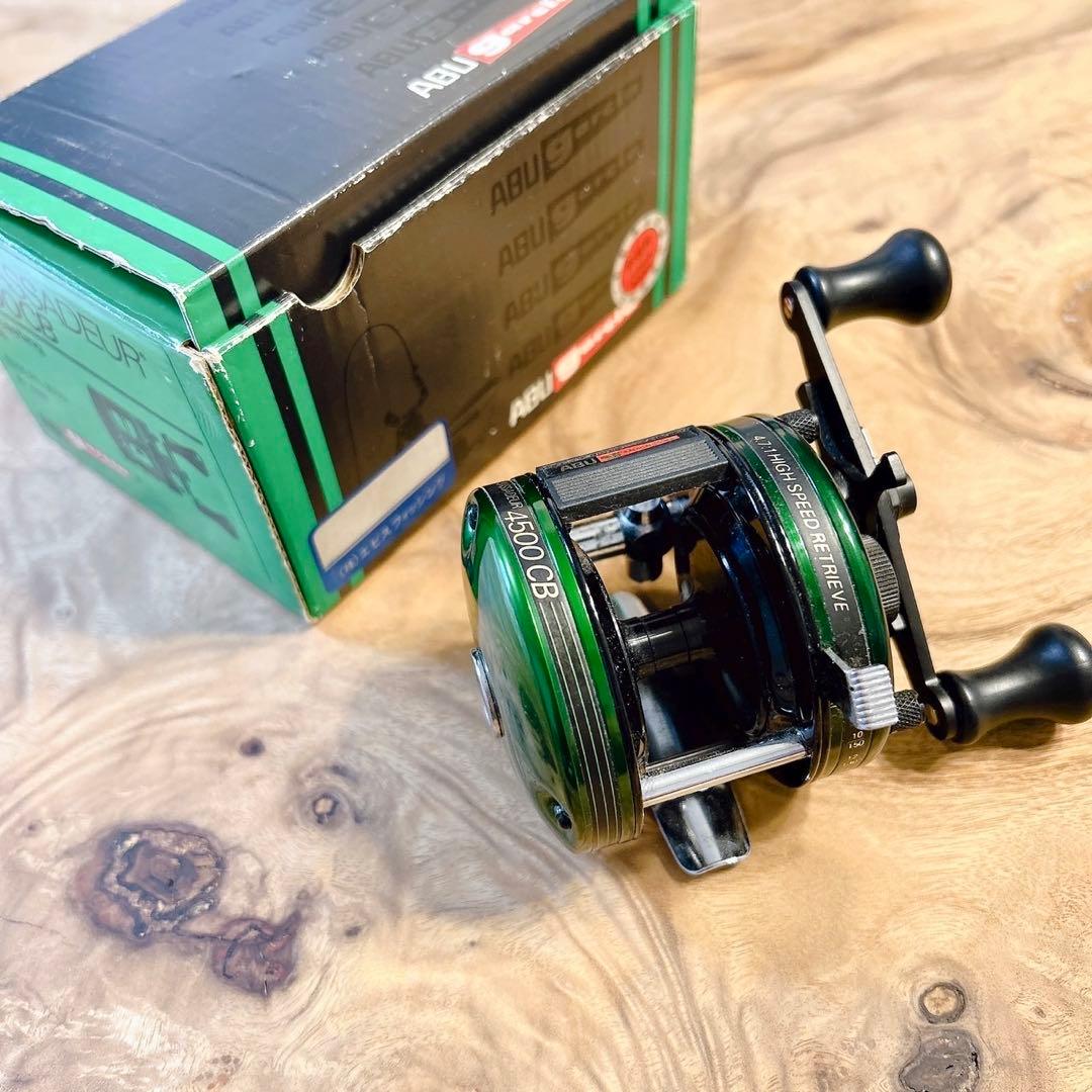 ABU Ambassadeur 4500CB グリーン　激レア　　デッドストック