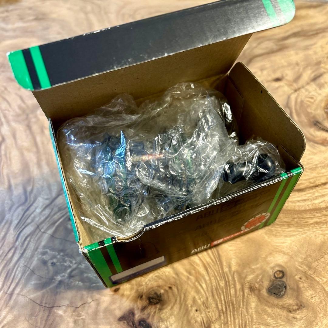 ABU Ambassadeur 4500CB グリーン　激レア　　デッドストック