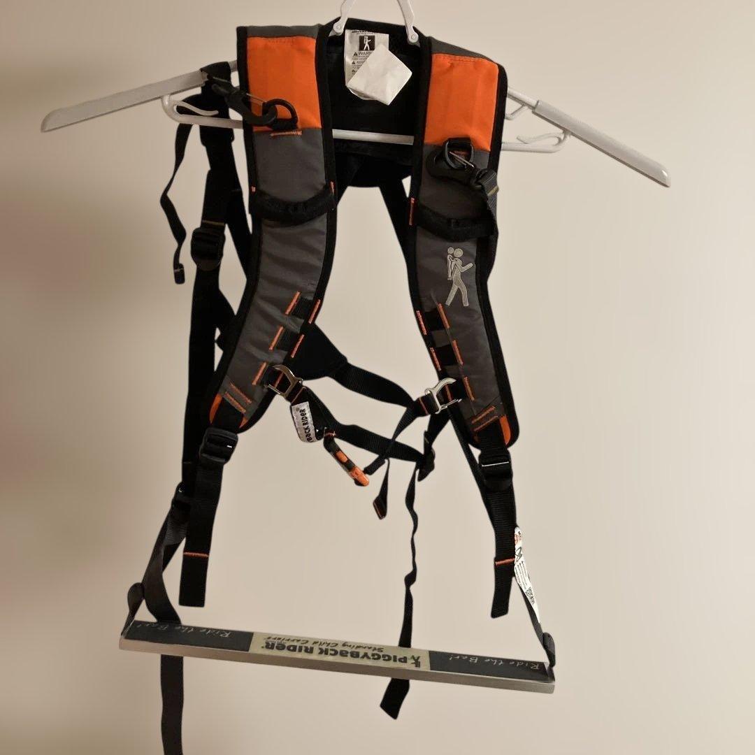 PIGGYBACK RIDER/ピギーバックライダー　オレンジ　直立型おんぶ紐