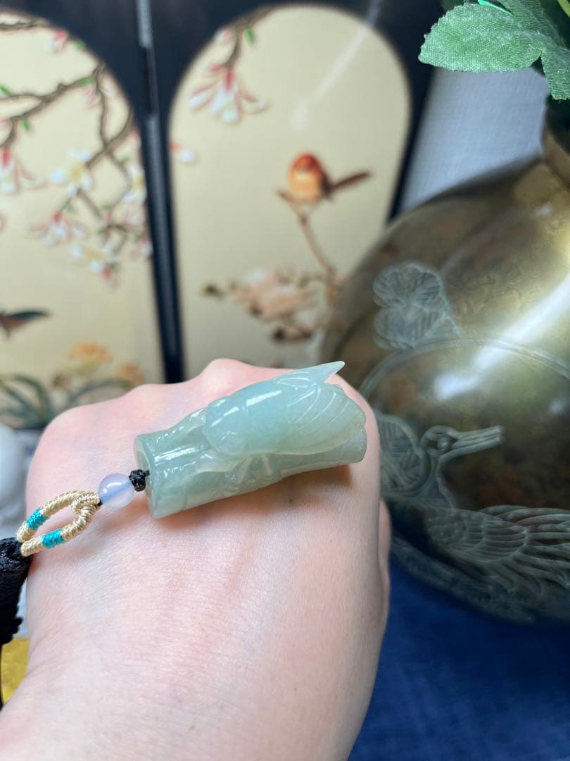 リアル品★天然A貨翡翠　氷種淡い油青翡翠【一鸣惊人】蝉ネックレス　鑑定書付き