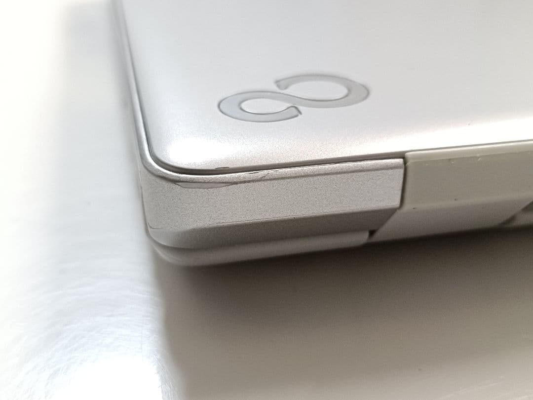 2024年 富士通 Windows11 15.6型 ノートパソコン SSD 37