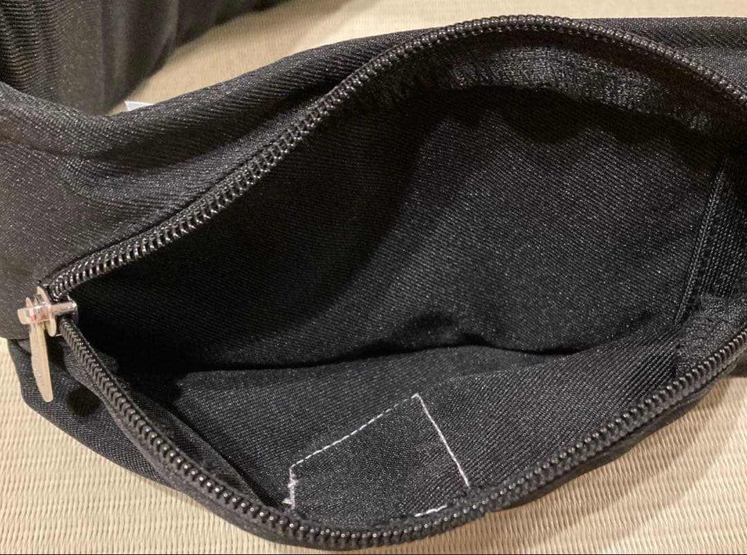 【美品】Ergobaby エルゴベビー Lift ヒップシート オニキスブラック