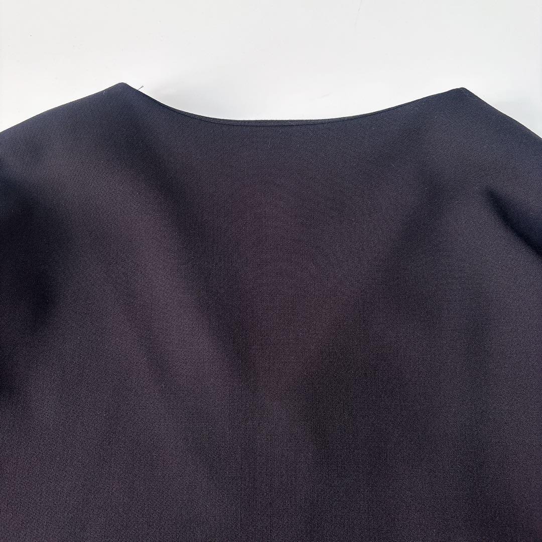 美品⁑エンフォルド　アシンメトリー Vネックブラウスプルオーバー　ネイビー　38