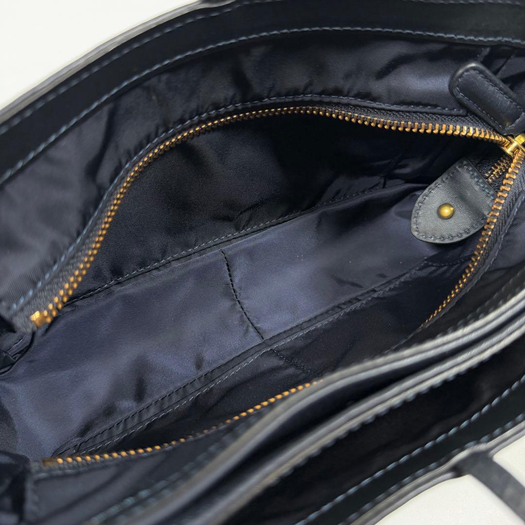 【未使用級】【近年】フェリージ　ショルダーバッグ　シボ革　タッセル　ネイビー