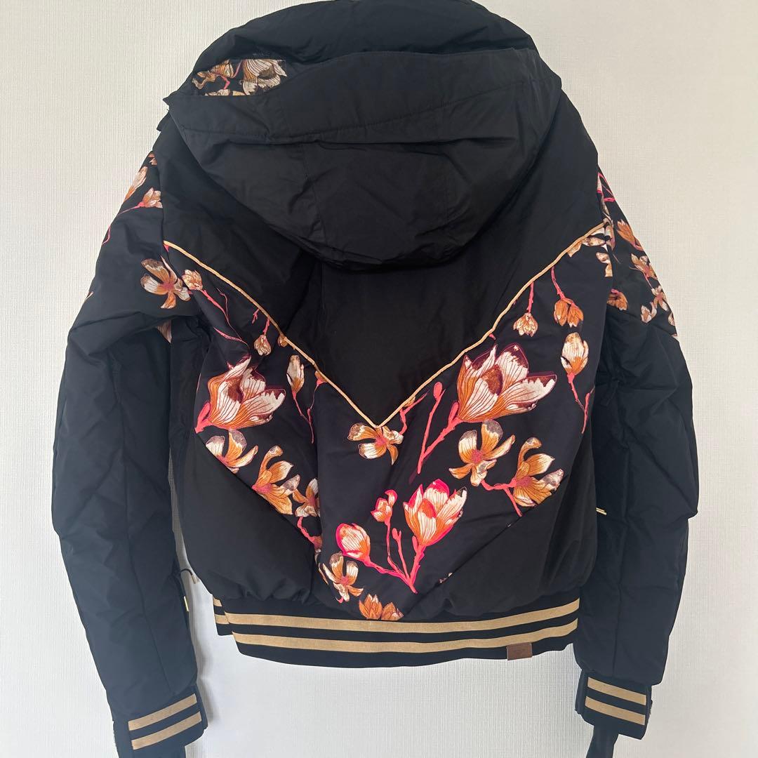 ROXY 花柄 ウィンタージャケット DRYFLIGHT 15K