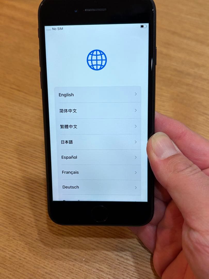 Apple iPhone SE2（第2世代）64GB ブラック