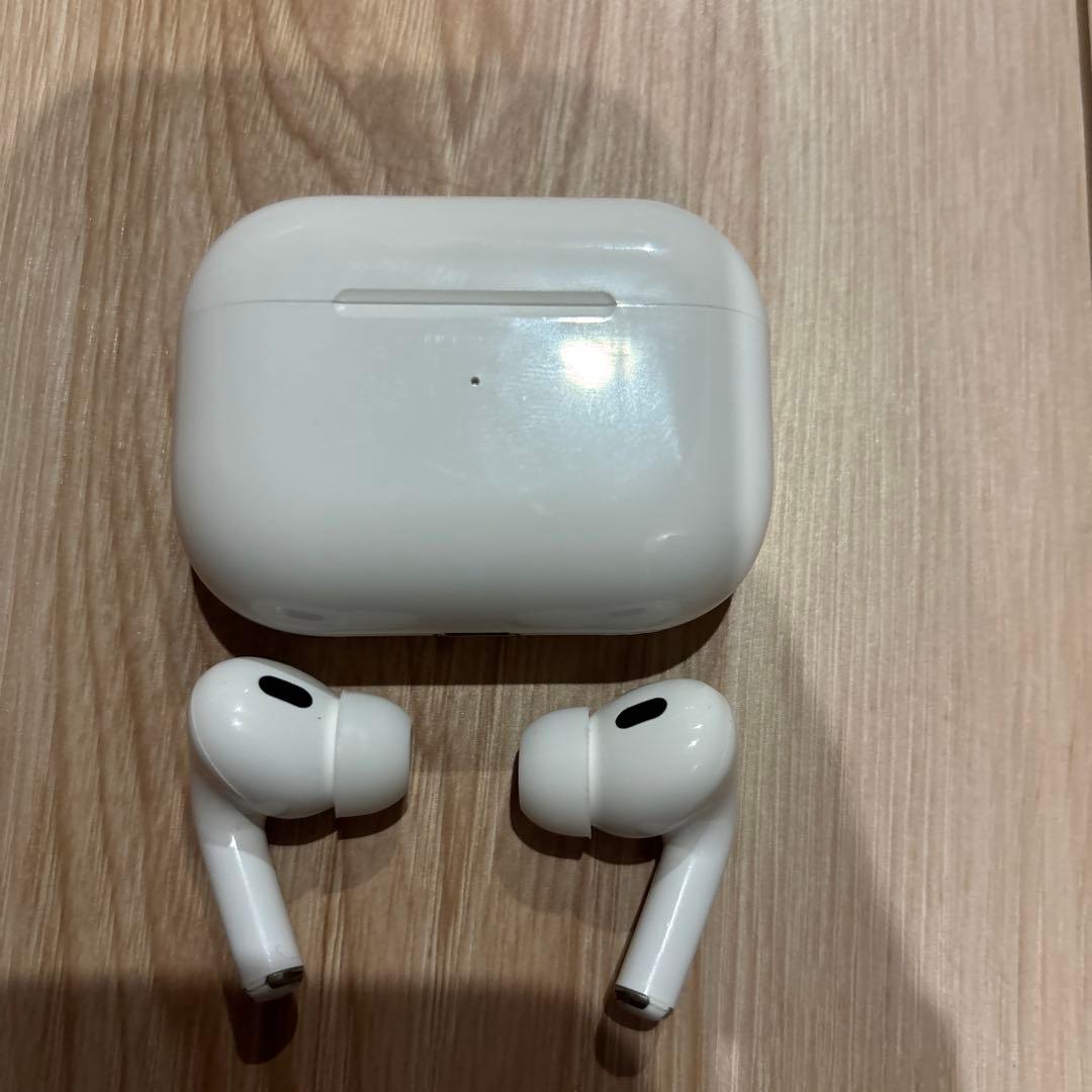 AirPods本体 受電ケース付き　箱無し