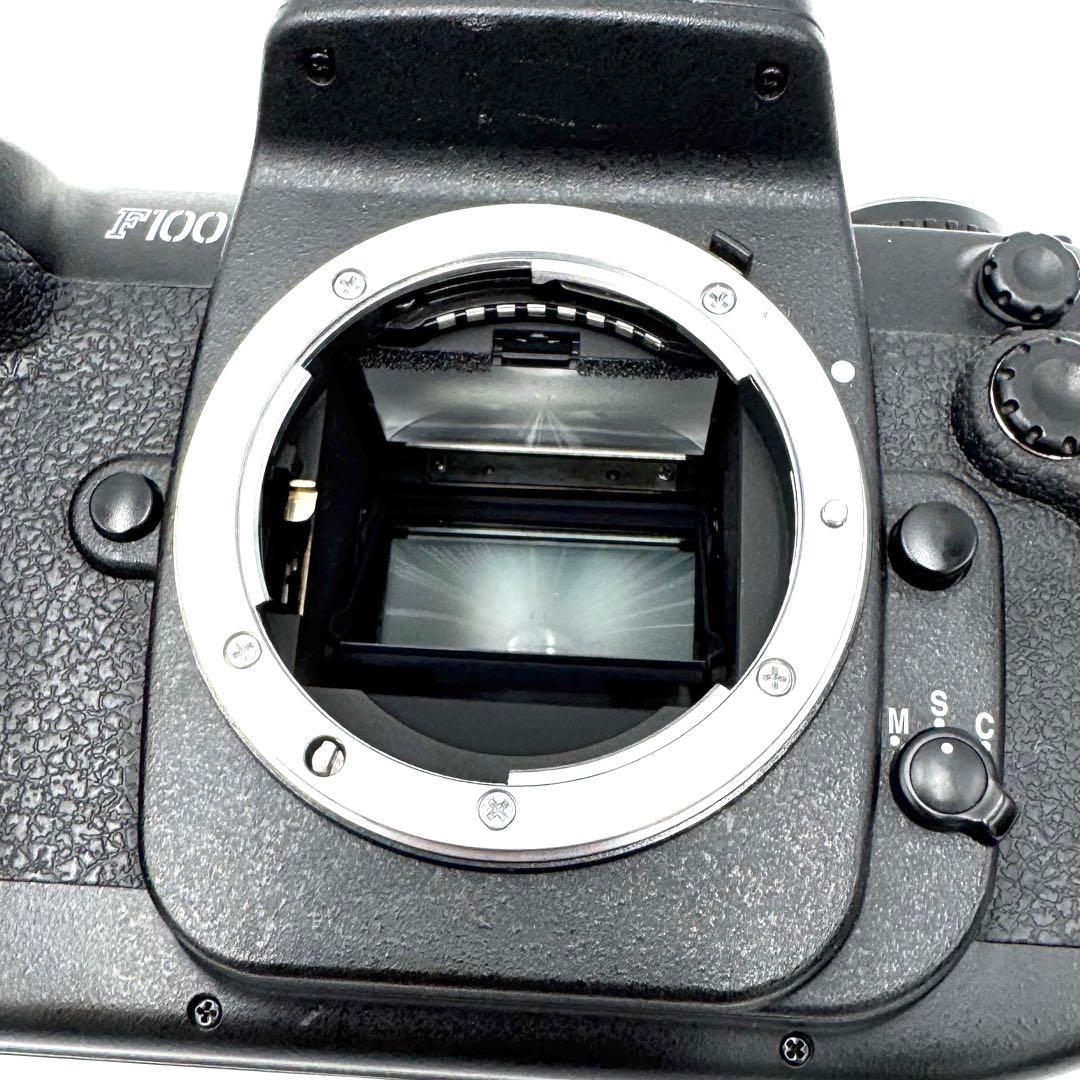 美品 ニコン Nikon F100 フィルム 一眼レフ ボディ F5ジュニア