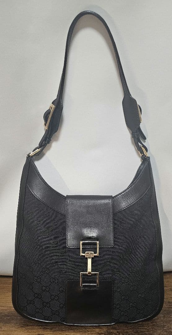 美品✨GUCCI グッチ ショルダーバッグ 黒 GGキャンバス ジャッキーレザー