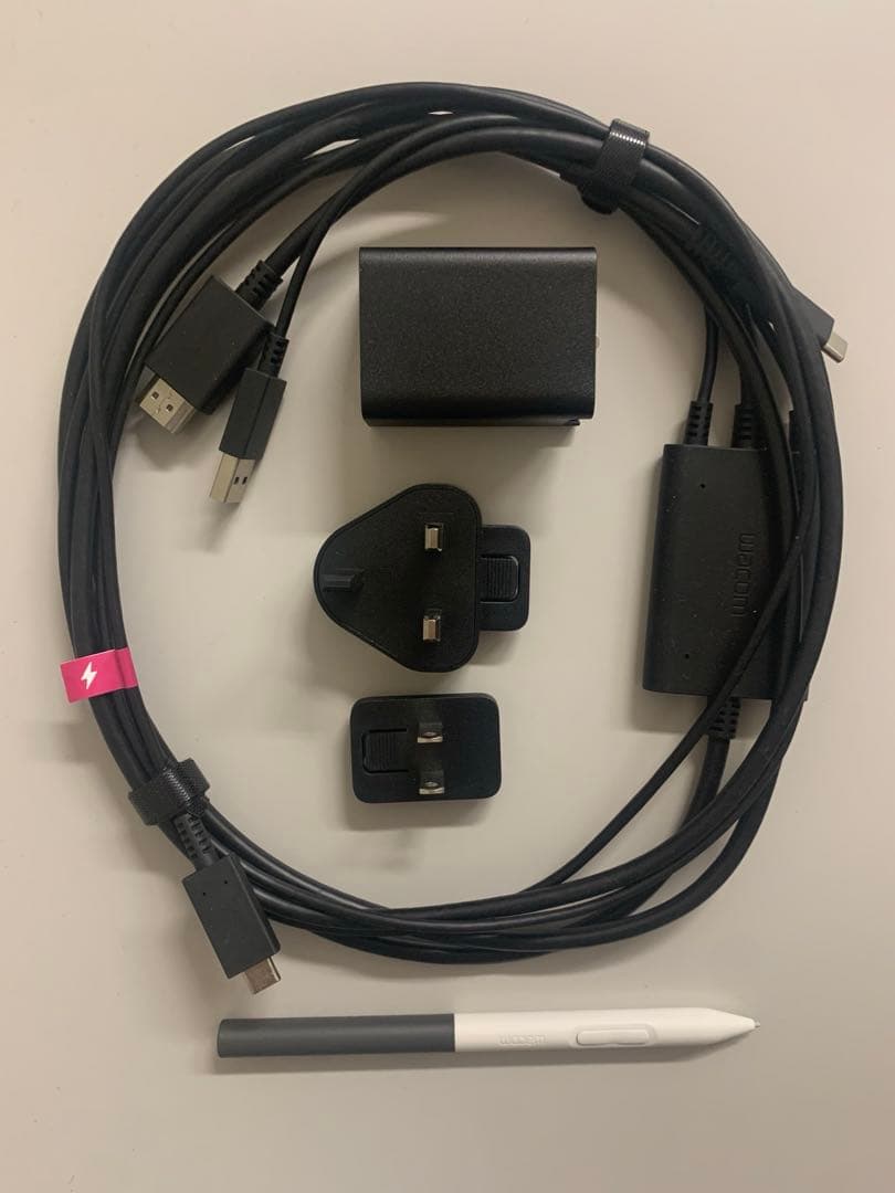 液晶ペンタブレット Wacom One 13 touch（TDTH134W4D）