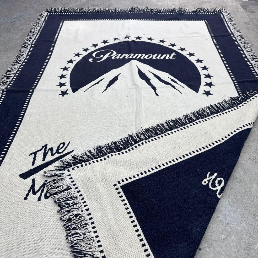 映画会社　パラマウント　マルチカバー　ソファーカバー　ラグ　183x121