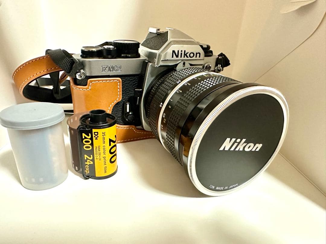 NIKON ニコン NEW FM2 + 広角ズームレンズ
