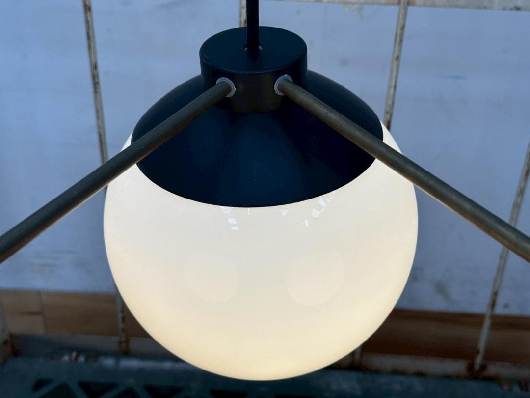 T1563☆展示品☆アートワークスタジオ　照明　ペンダントライト　モダン