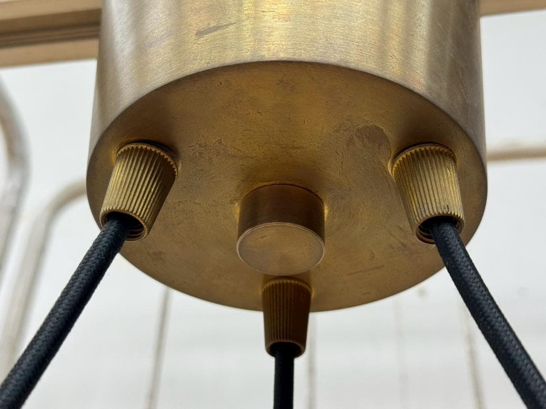 T1563☆展示品☆アートワークスタジオ　照明　ペンダントライト　モダン