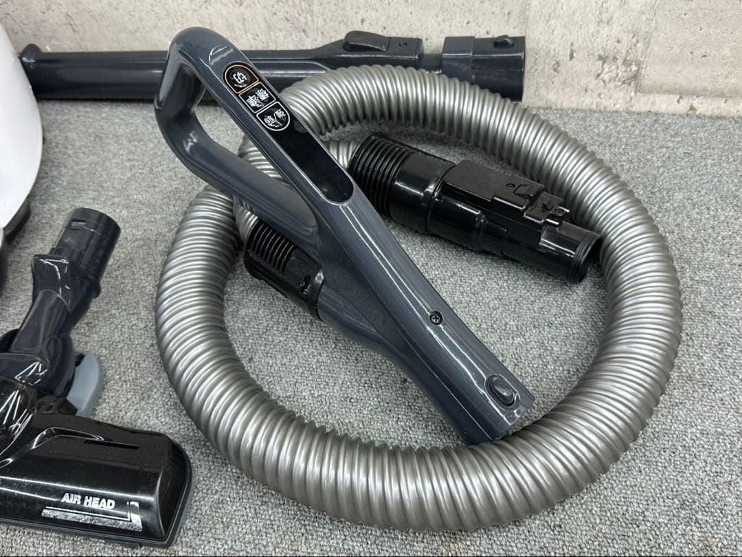 2022年製　東芝　掃除機　VC-CF21A-W ホワイト　中古　動作OK 本体