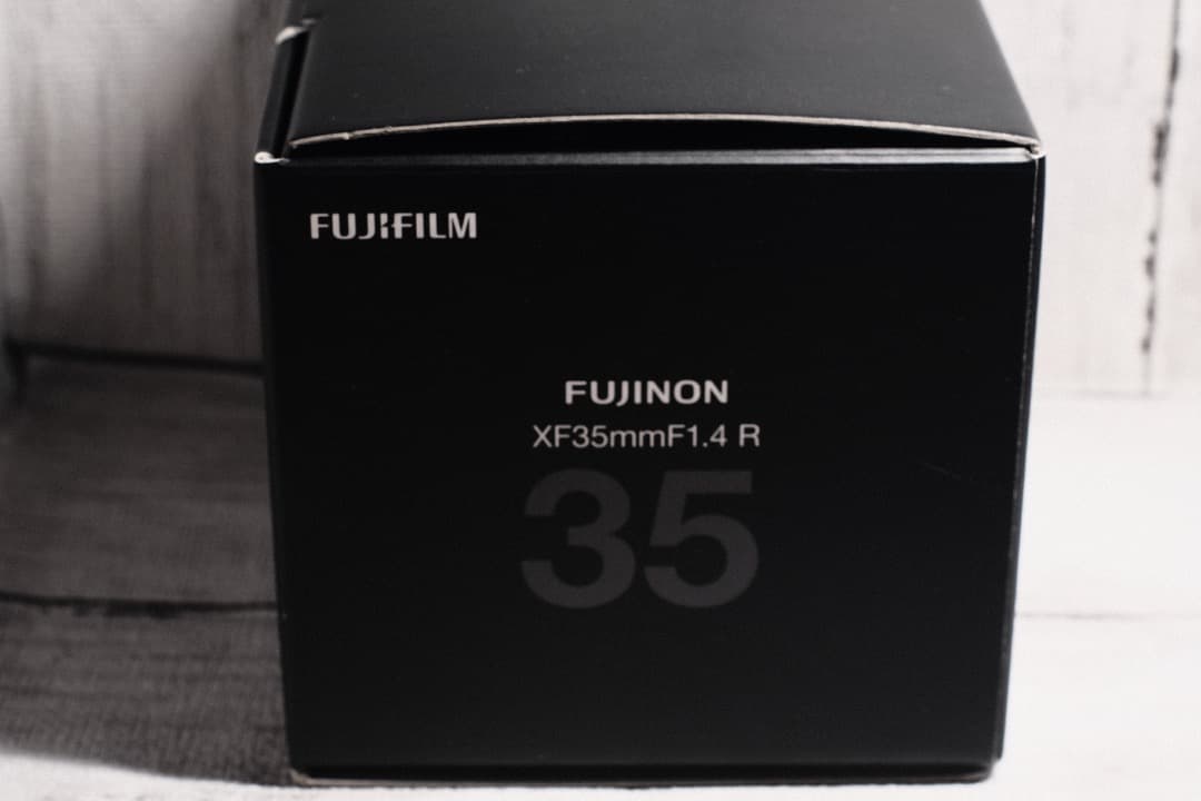 レンズ(単焦点) FUJIFILM XF 35mm f/1.4 R SUPER EBC