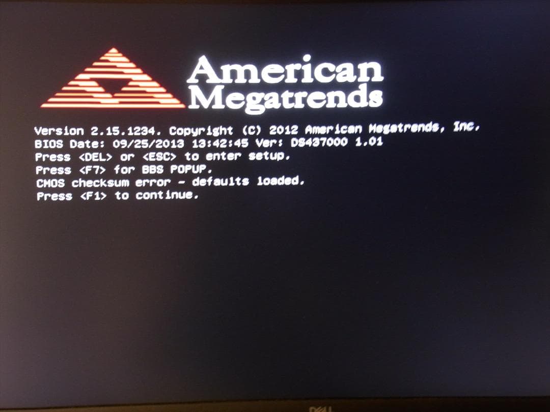 Shuttle DS437 1037U FANレス デュアルLAN ベアボーン