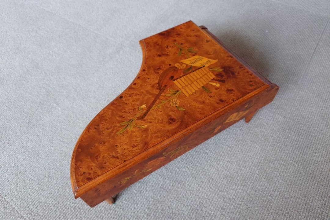 REUGE ピアノ型オルゴール