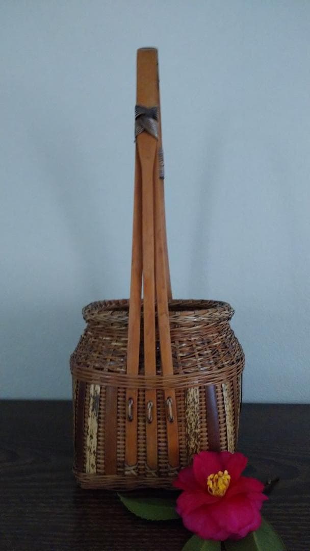 竹籠　竹で編んだかご