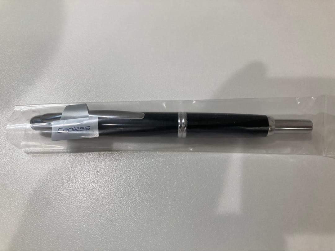 PILOT 万年筆キャップレスFCN1MRBM　ブラック