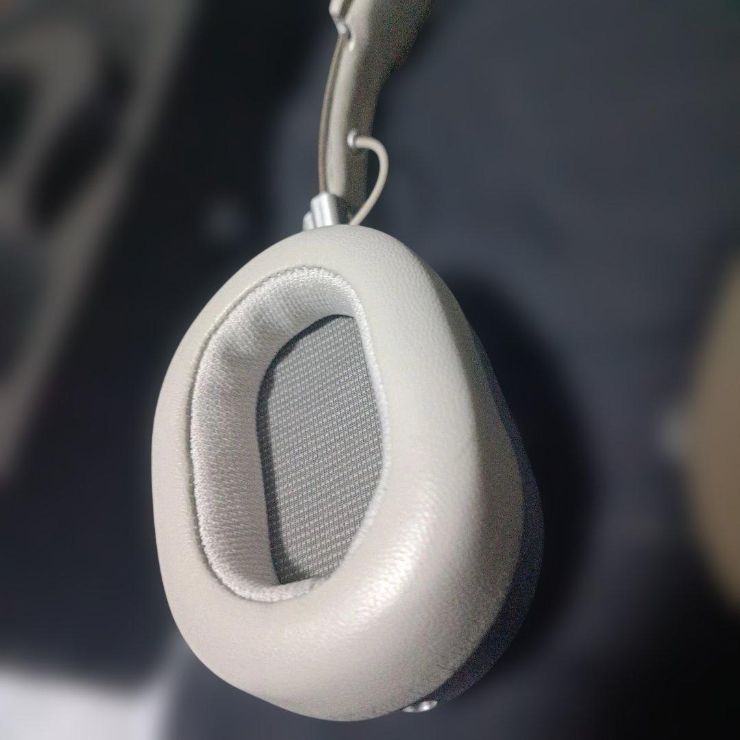 MASTER & DYNAMIC MH40 ホワイト