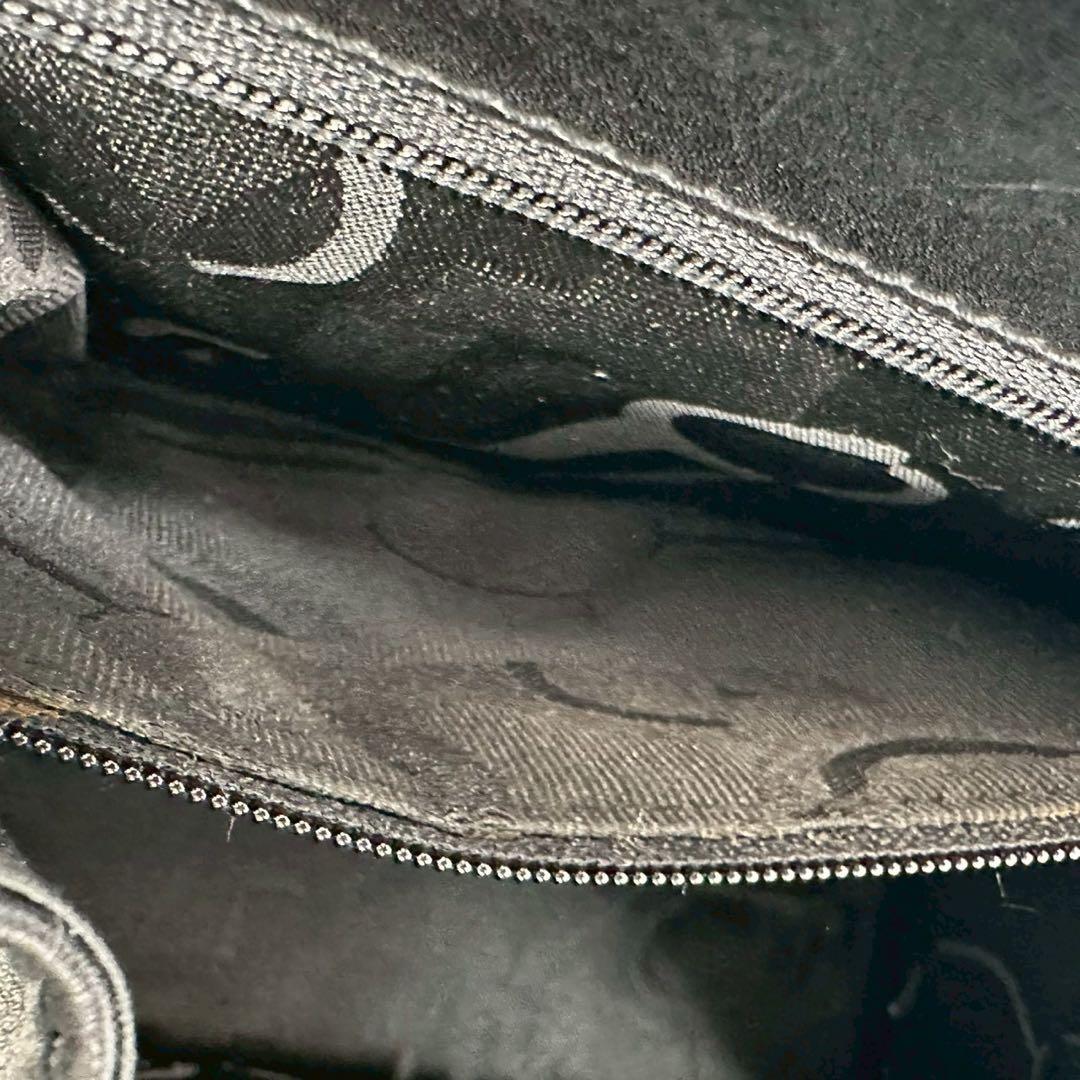 サルヴァトーレフェラガモ レザー Wホック ヴァラリボン ハンドバッグ