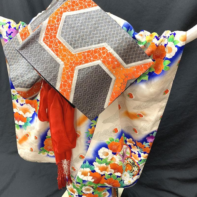 506ag3着物&長襦袢□七五三 七歳 女児 金彩 花 鼓 孔雀羽□良好